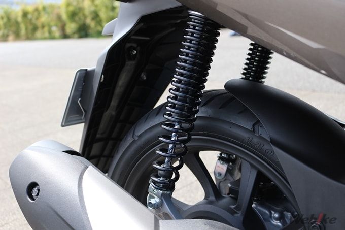 Pcx150 18 試乗インプレ 足回りが強化されて高速も走りやすくなったpcx150