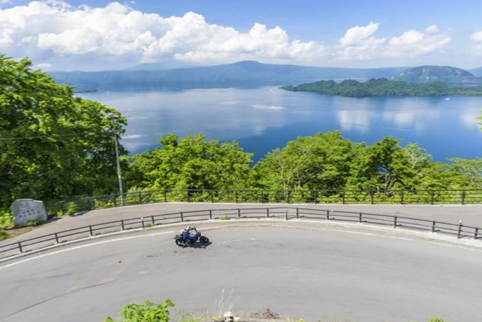 曲がりくねった道が楽しい ワインディング にオススメなバイクってどんなの バイクライフからバイクを探す 曲がりくねった道が楽しい ワインディング にオススメなバイクってどんなの バイクライフからバイクを探す